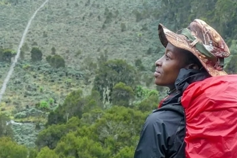 ELITE AMERICAN VOYAGES